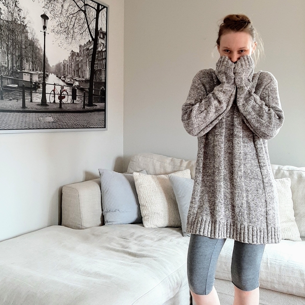 Le Château Sweater